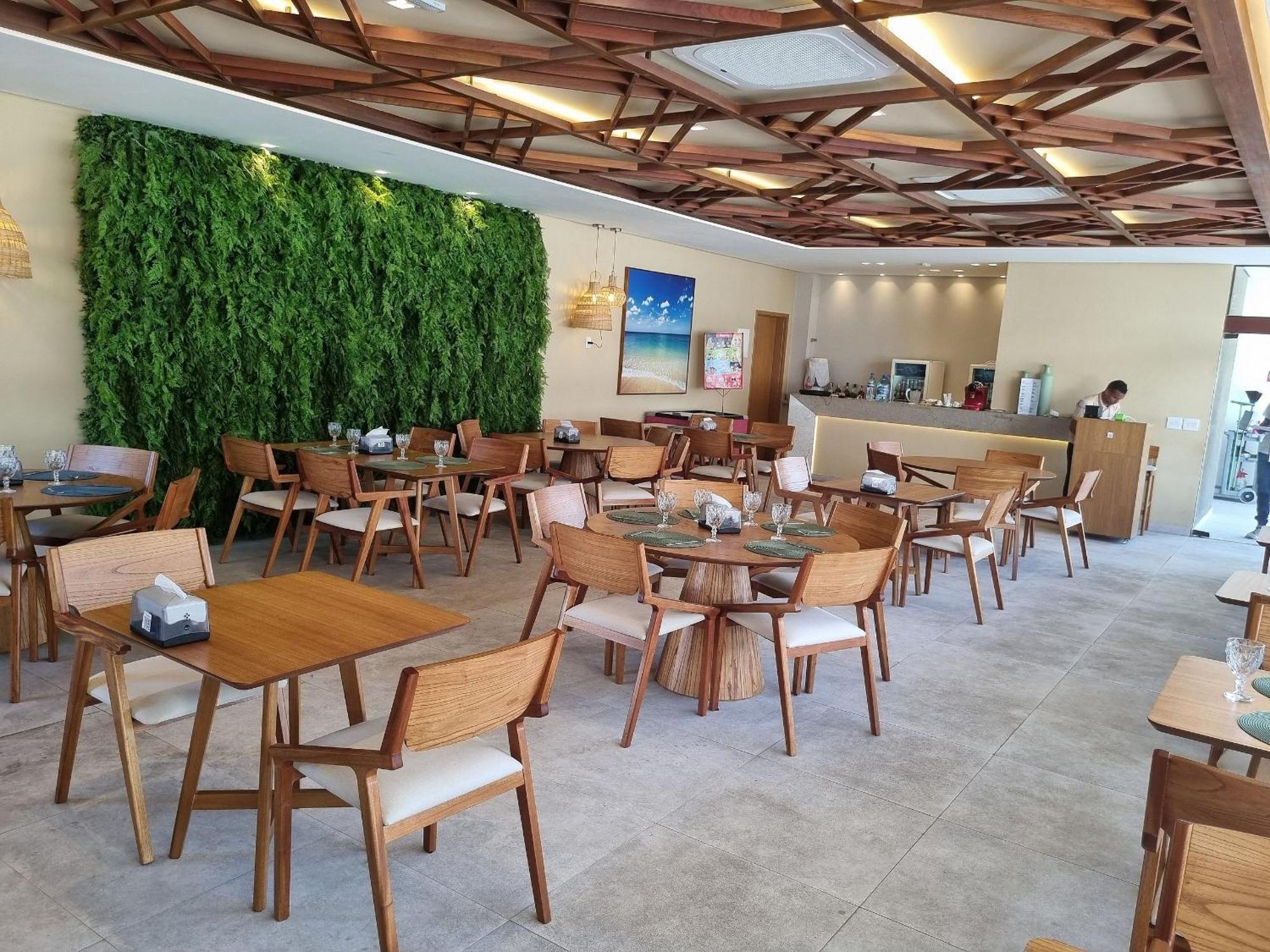 Flat Em Muro Alto - - Makia D115 - By Anfitriao *